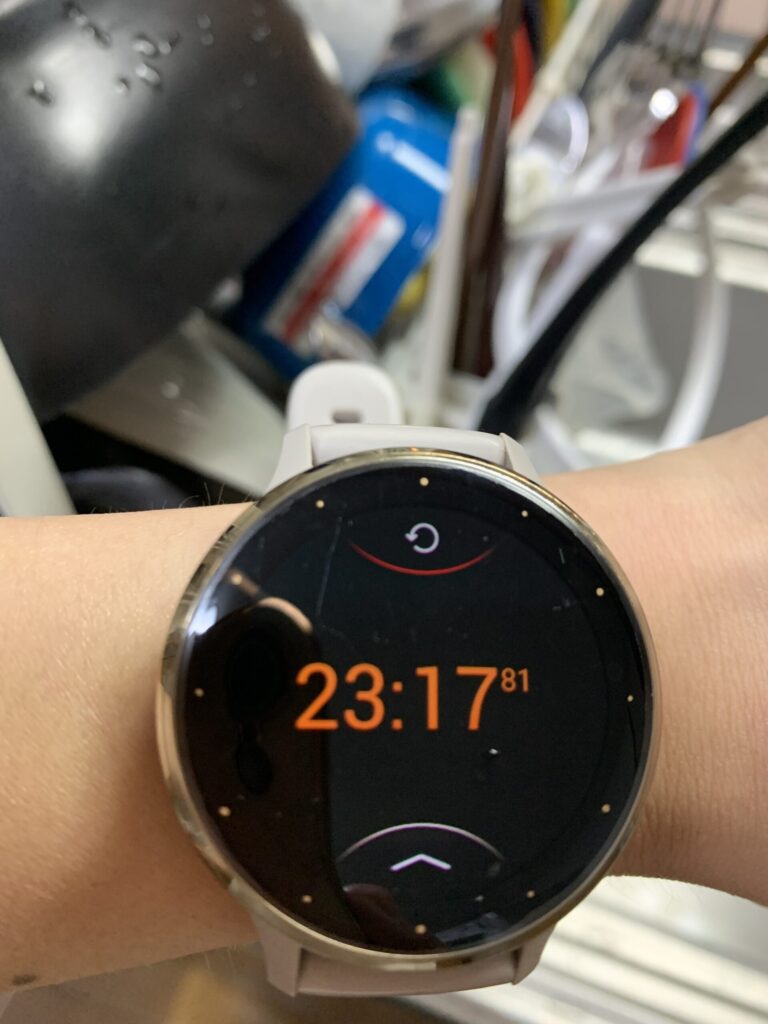 これらを洗いおわるまでにかかった時間以前ご紹介したGarminのスマートウォッチで測っています
この日、食器洗いにかかった時間は23分超え!